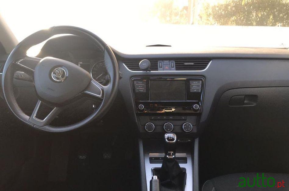 2017' Skoda Octavia photo #1