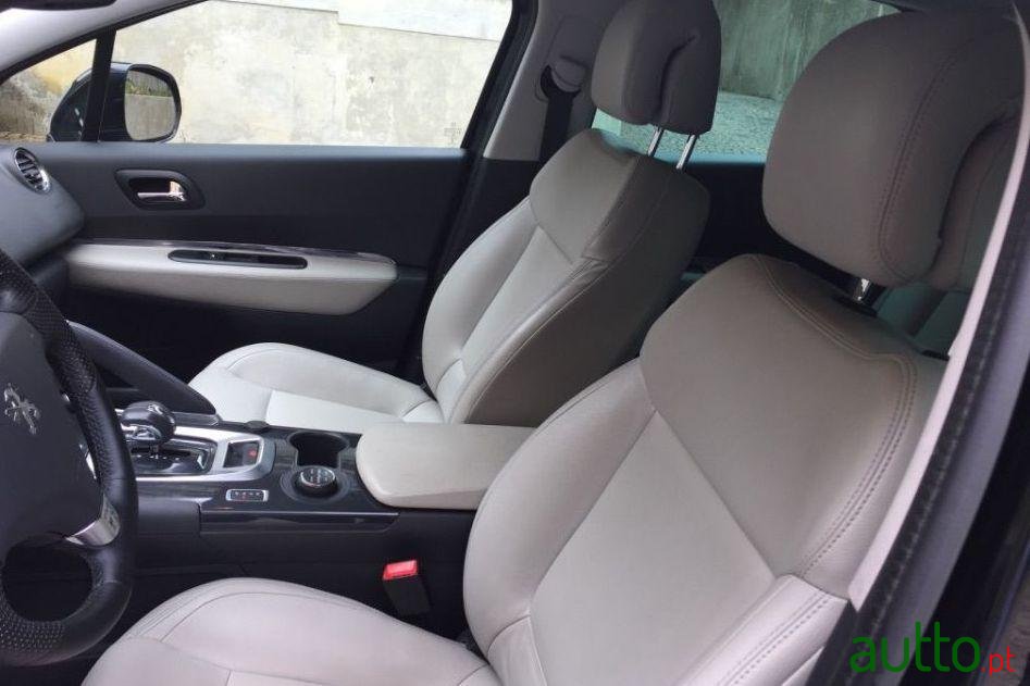 2013' Peugeot 3008 2.0 Hdi Allure photo #1