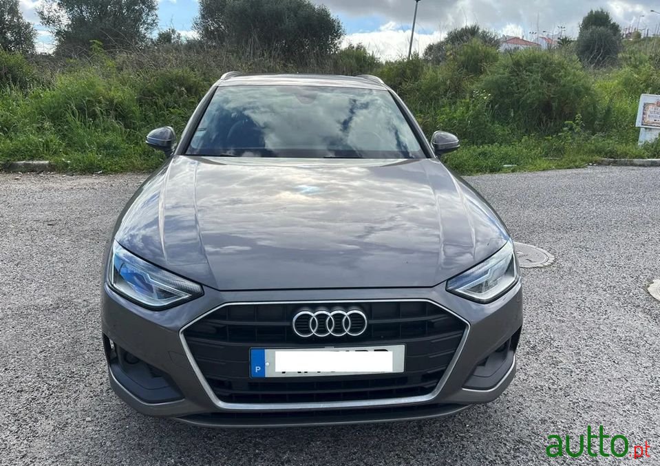 2021' Audi A4 Avant photo #6