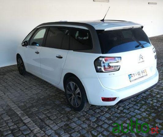 2015' Citroen C4 Grand Picasso photo #3