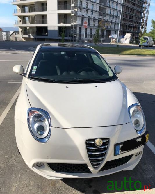 2010' Alfa Romeo MiTo photo #1