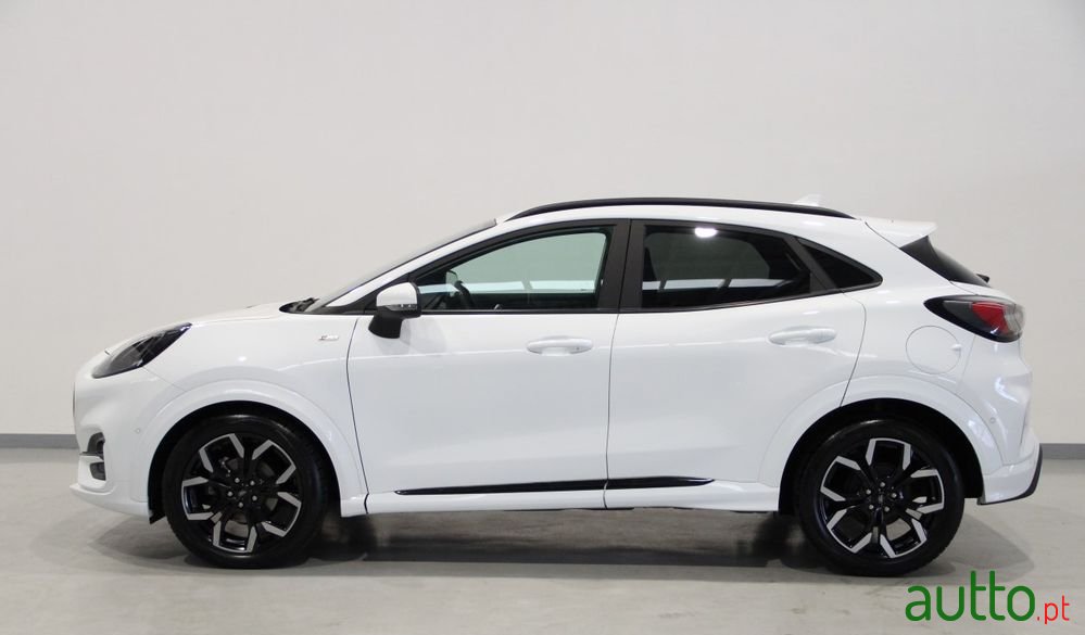 2021' Ford Puma photo #2