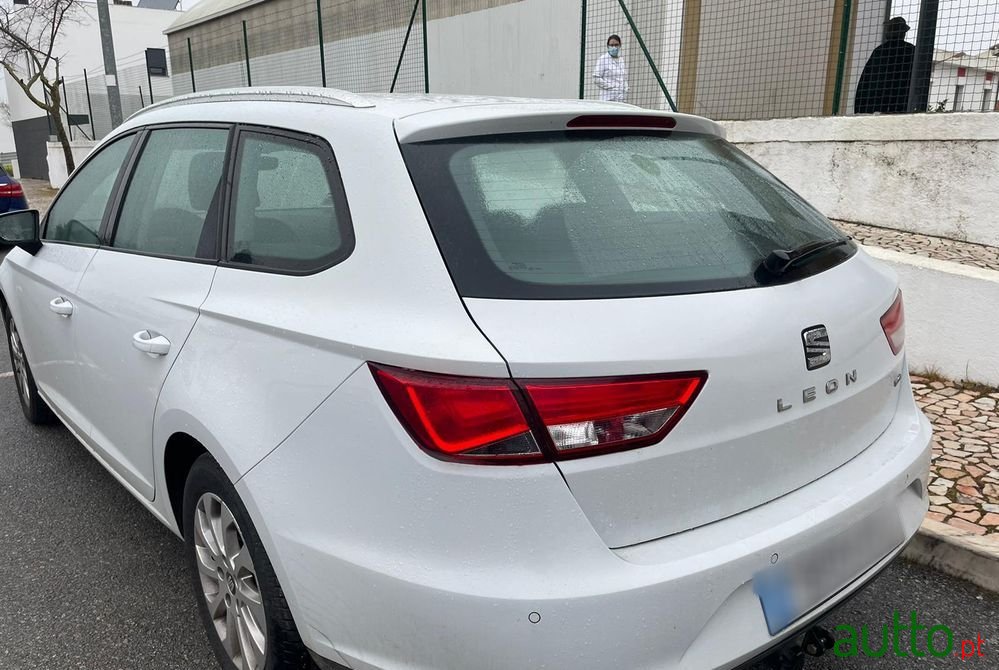 2016' SEAT Leon St photo #6