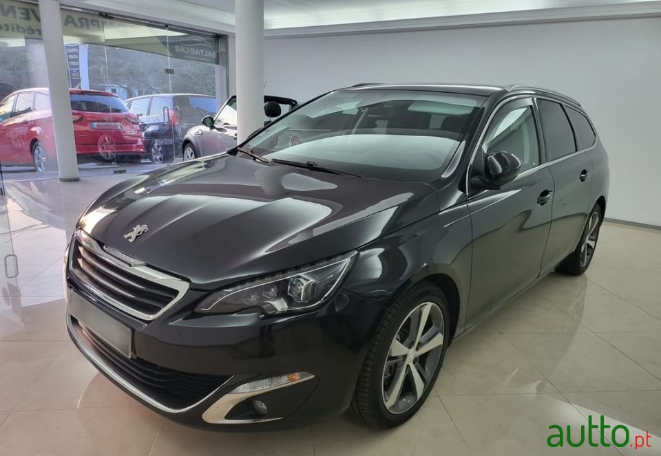 2015' Peugeot 308 Sw photo #5