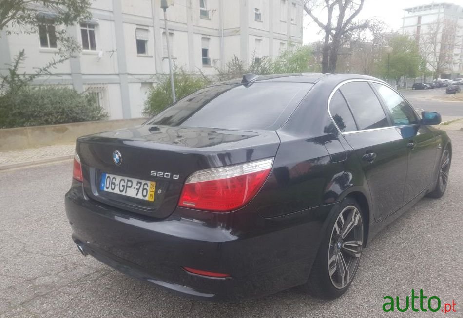 2008' BMW 520 photo #1