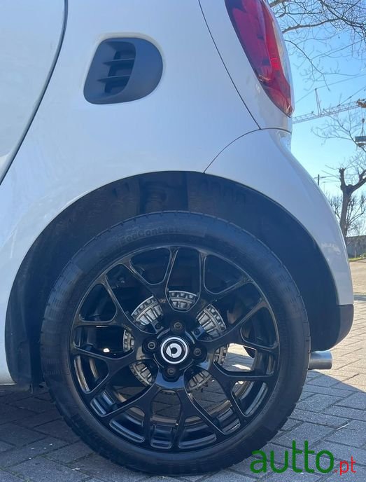 2017' Smart Fortwo photo #6
