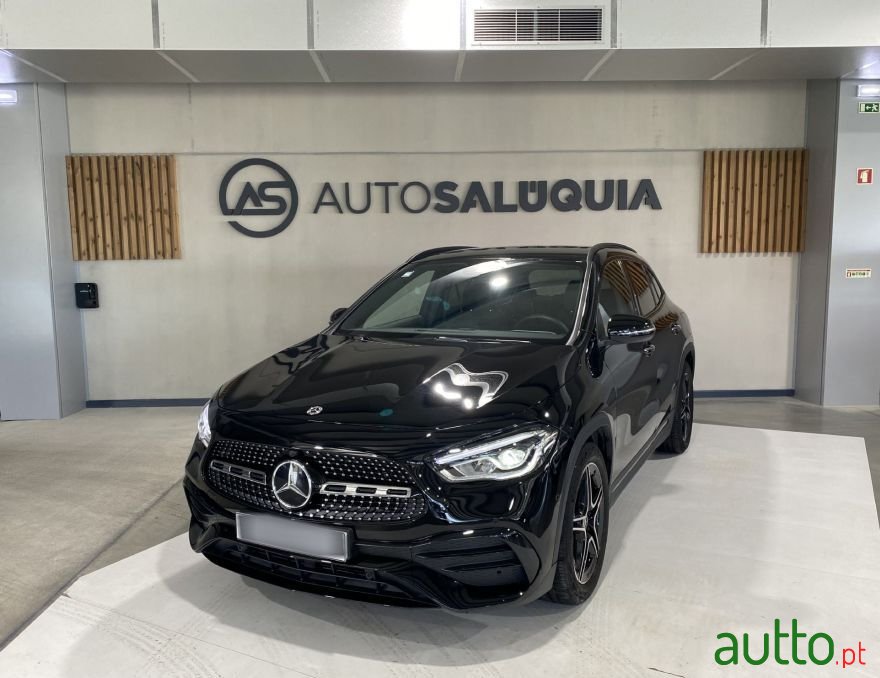 2022' Mercedes-Benz GLA 200 photo #1