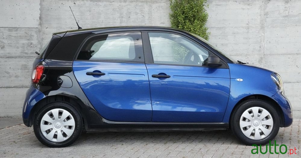 2015' Smart Forfour 1.0 Edition 1 71 photo #6