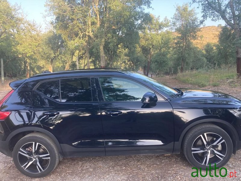 2020' Volvo Xc 40 photo #4