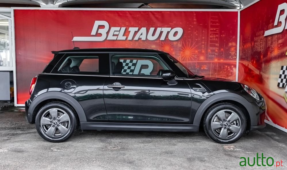 2022' MINI Cooper Se 3 Portas photo #5