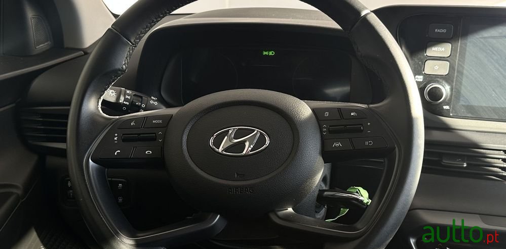 2023' Hyundai Bayon 1.0 T-Gdi Premium photo #5