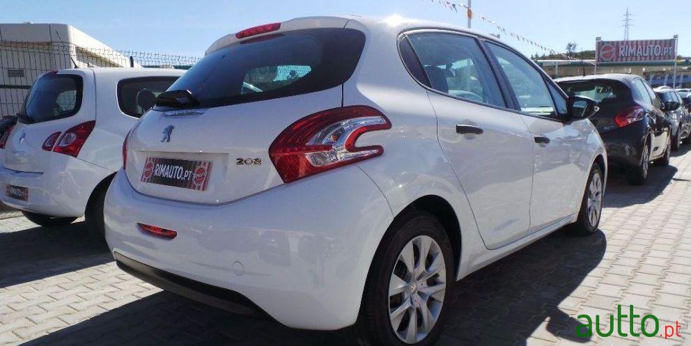 2014' Peugeot 208 1.4 Hdi Access photo #2
