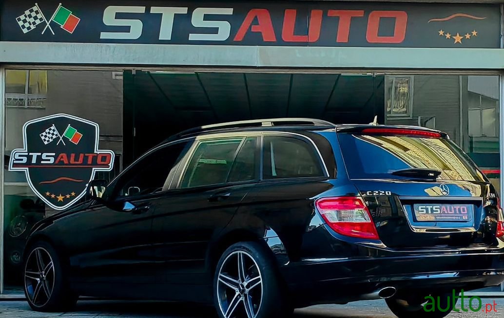 2008' Mercedes-Benz C-220 photo #4