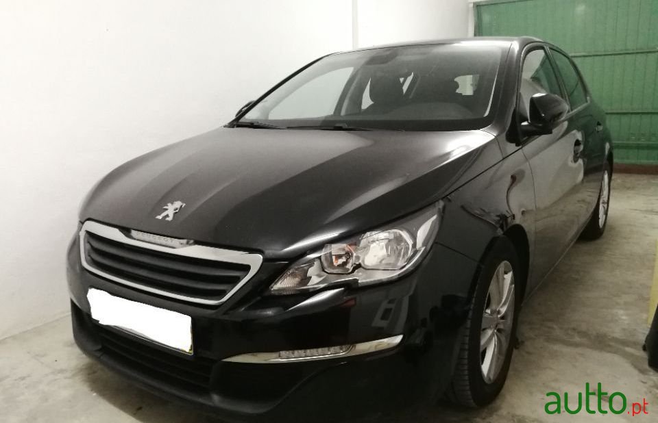 2013' Peugeot 308 photo #4