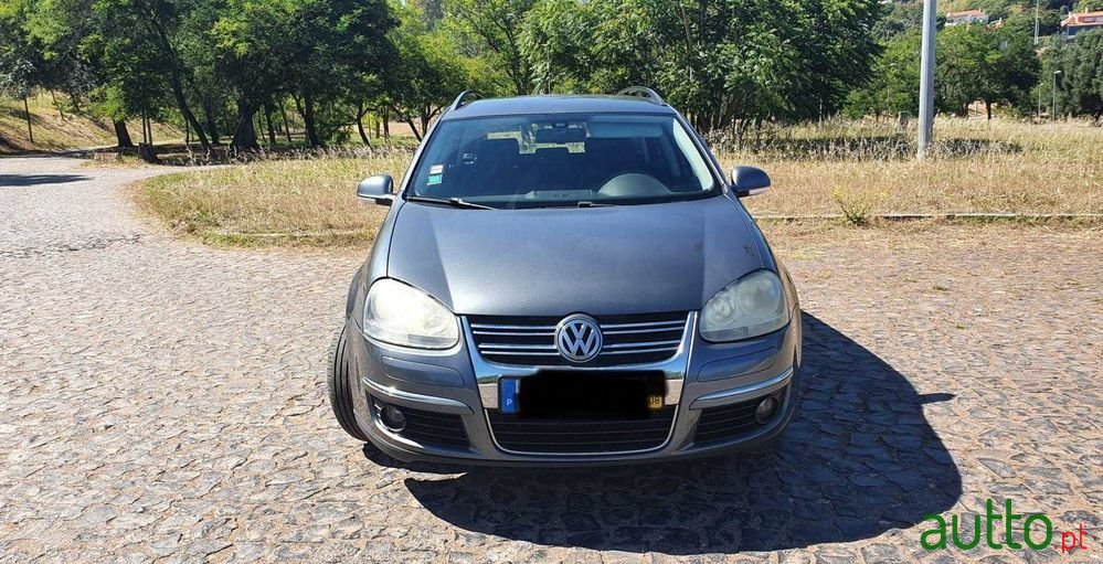 2008' Volkswagen Golf Variant photo #2