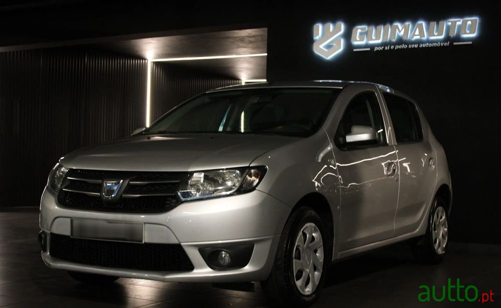 2016' Dacia Sandero photo #3