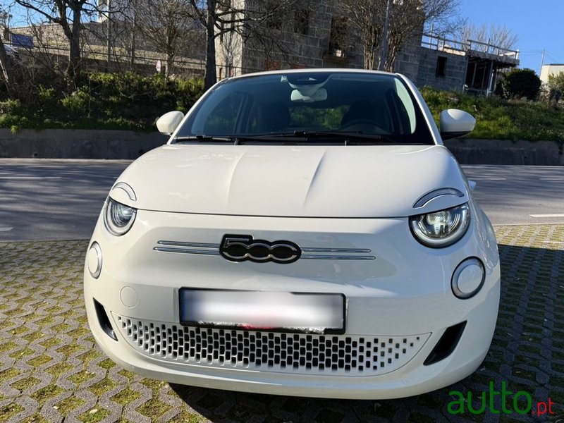 2022' Fiat 500e 42Kwh photo #2