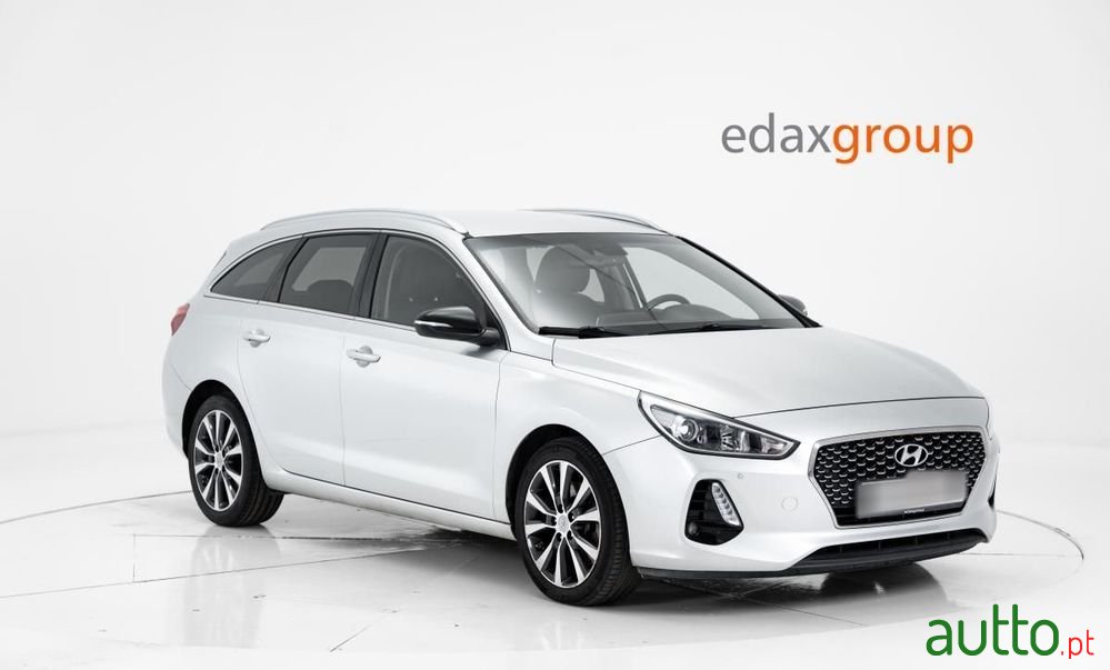 2018' Hyundai i30 Sw photo #1