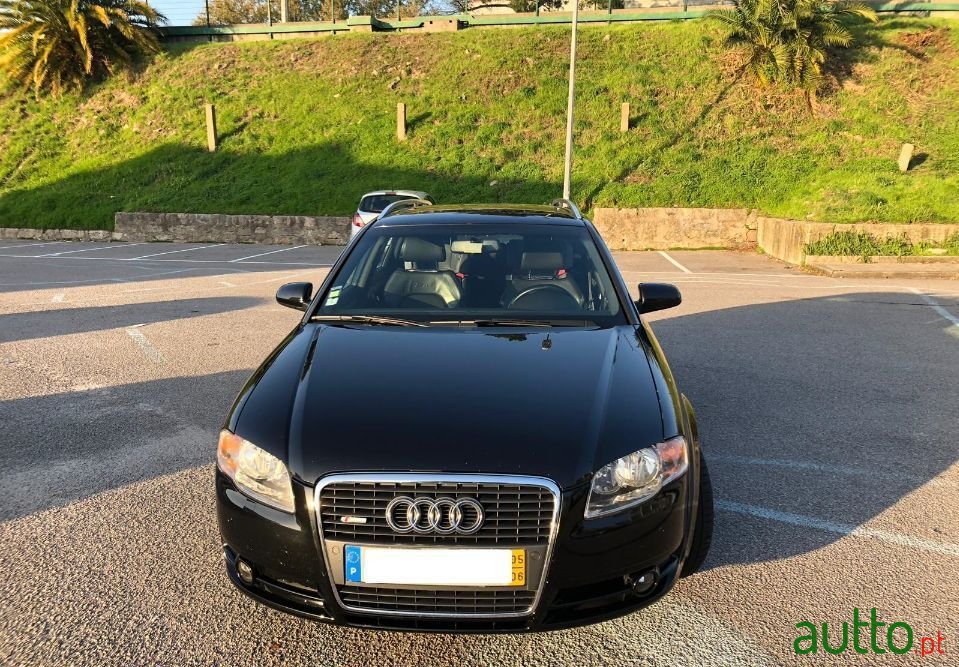 2005' Audi A4 Avant photo #1