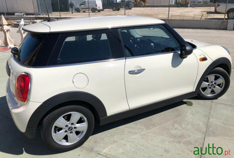 2015' MINI One D Gps photo #3