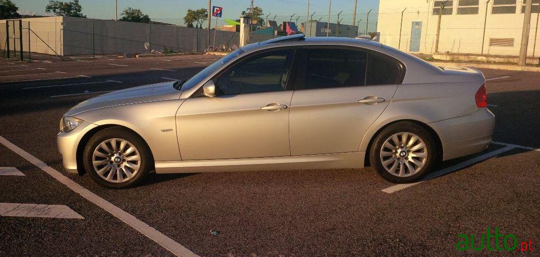 2009' BMW 320 D Sport Gps photo #1