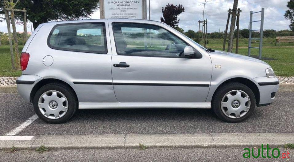 2000' Volkswagen Polo photo #1