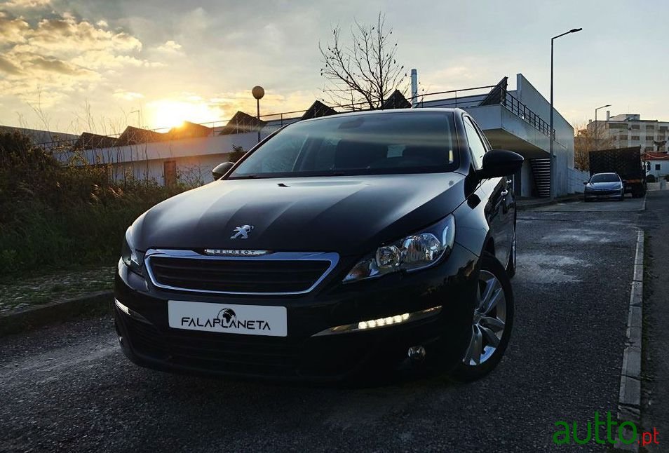 2016' Peugeot 308 photo #1