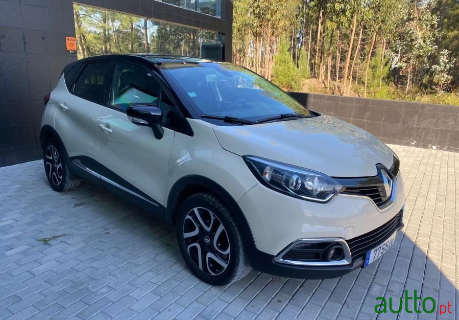 2017' Renault Captur photo #2