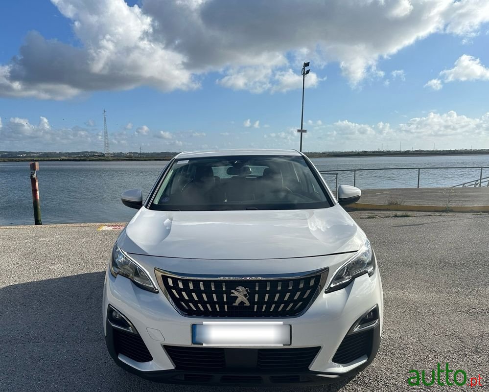 2019' Peugeot 3008 photo #2