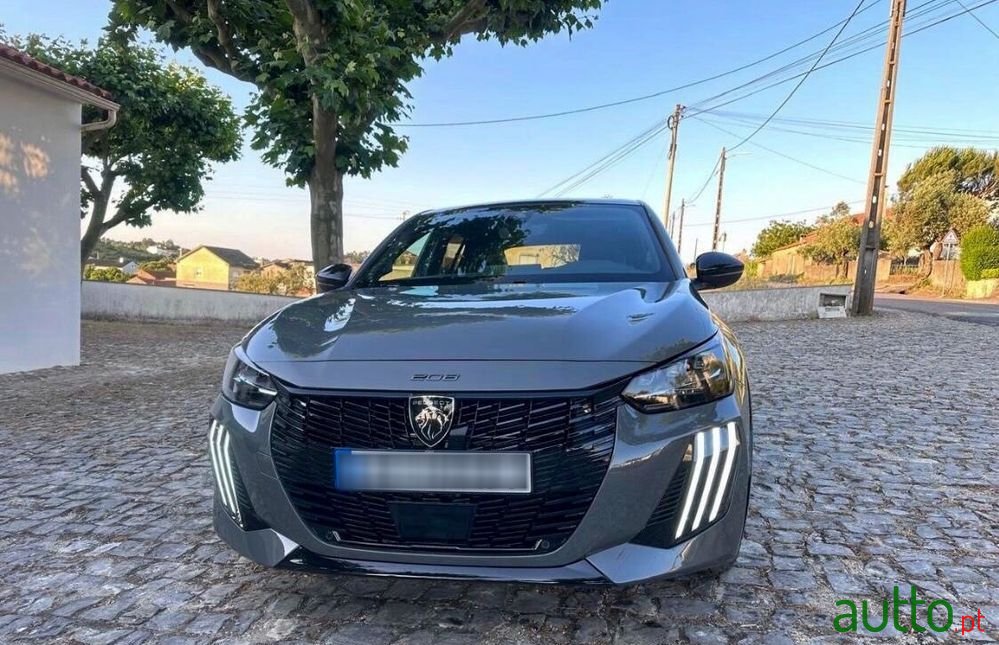 2024' Peugeot e-208 51 Kwh Gt photo #4