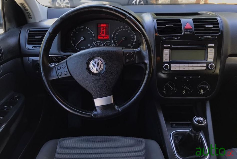 2008' Volkswagen Golf Variant photo #1