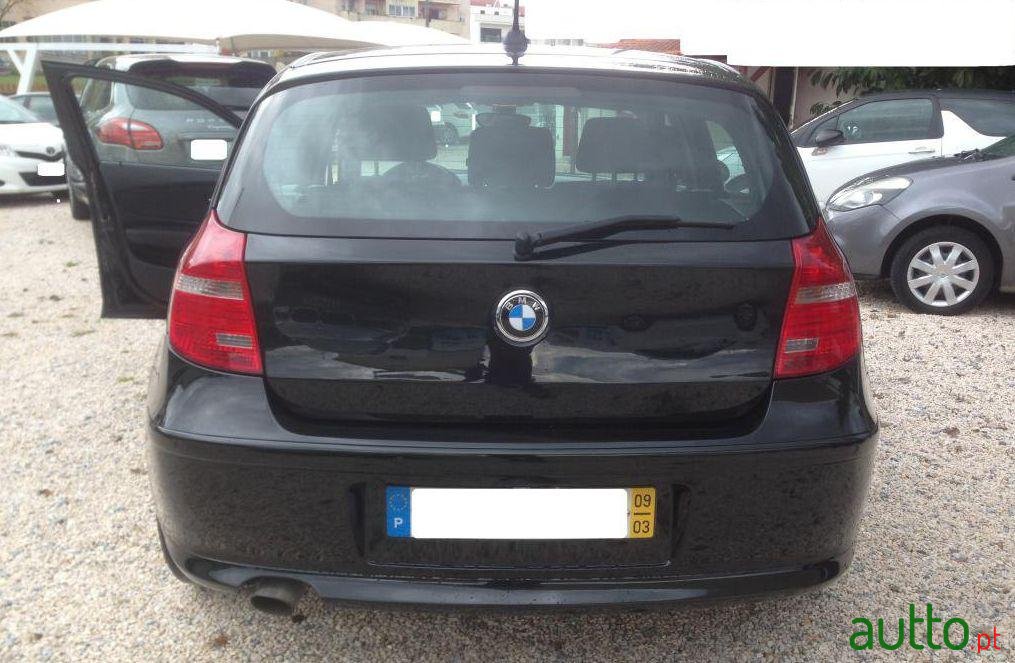 2009' BMW 118 d photo #4