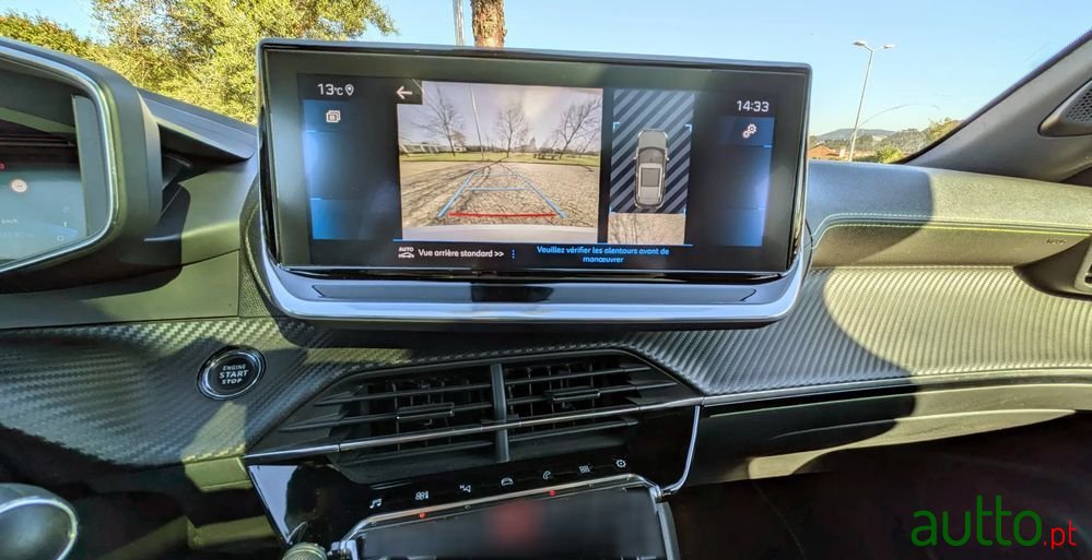 2020' Peugeot 2008 1.5 Bluehdi Gt photo #6