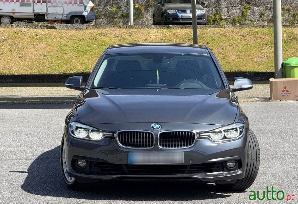 2017' BMW Série 3 photo #2
