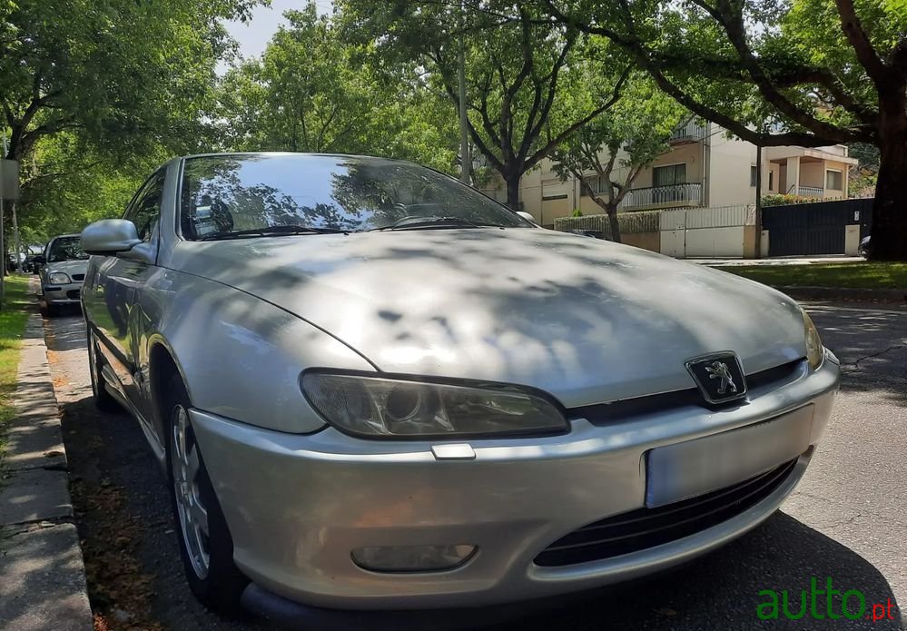 2003' Peugeot 406 Coupé 2.2 Hdi photo #2