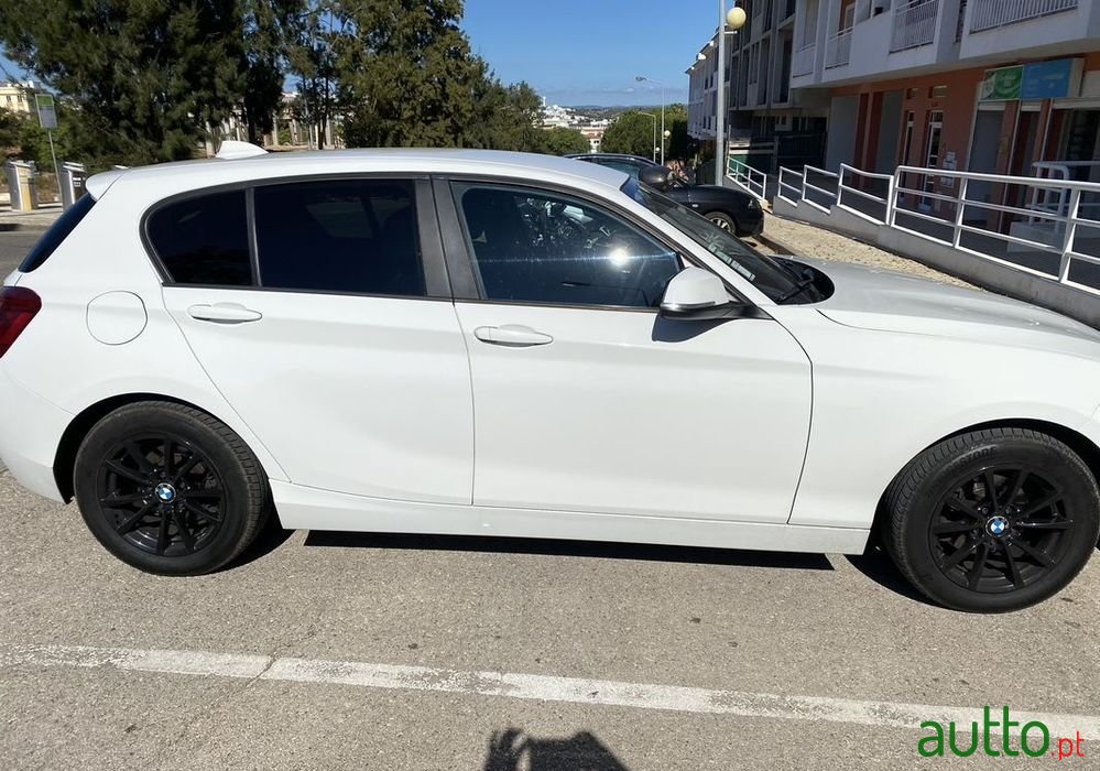 2012' BMW 116 D Efficientdynamics photo #2