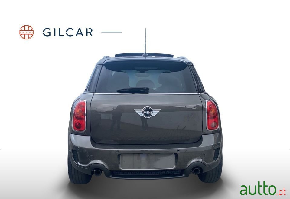 2010' MINI Countryman photo #5