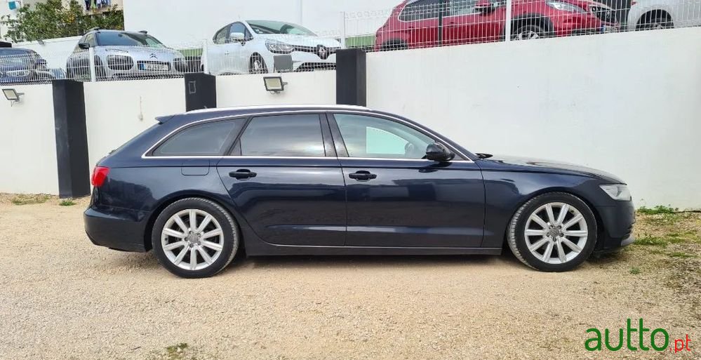 2011' Audi A6 Avant photo #4