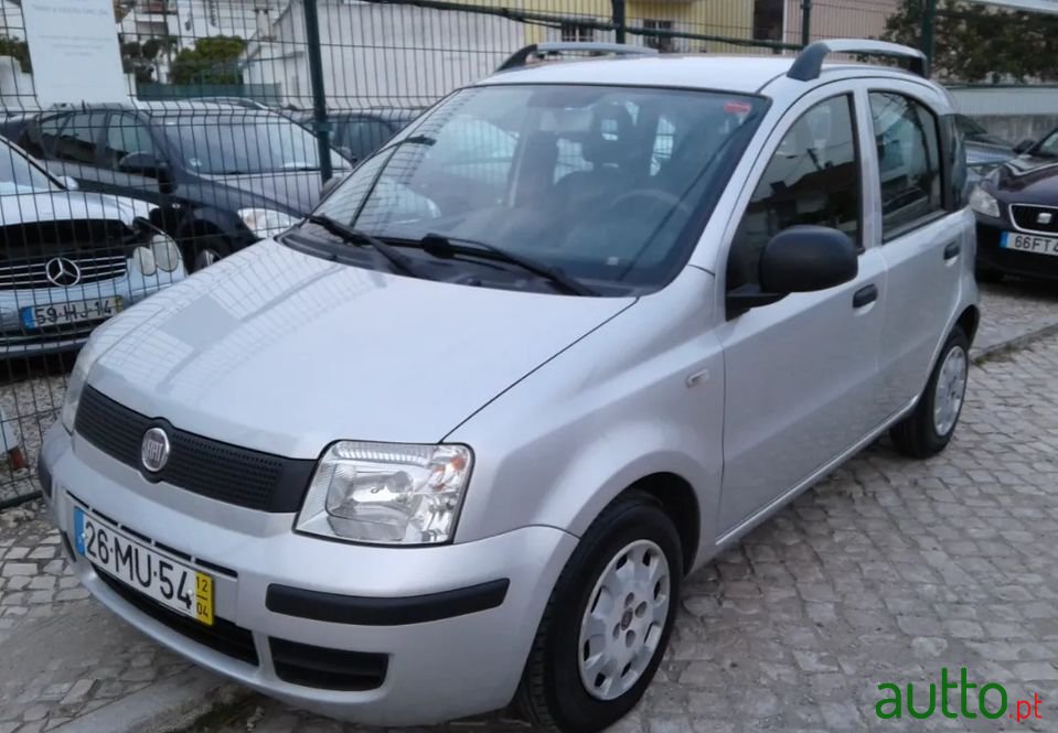 2012' Fiat Panda photo #1