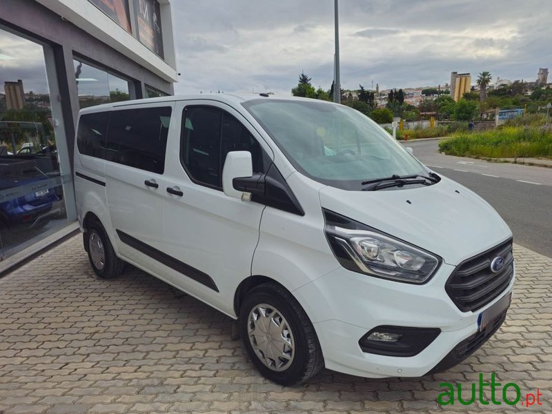 2018' Ford Tourneo Custom photo #3