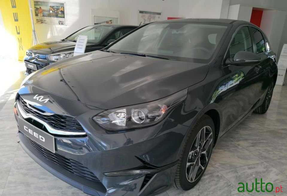 2021' Kia Ceed photo #1