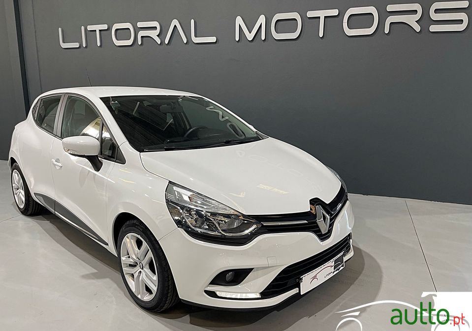 2018' Renault Clio photo #2