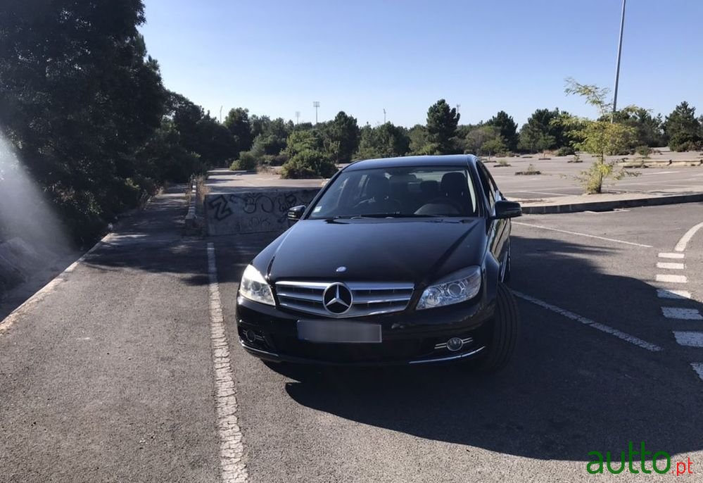 2010' Mercedes-Benz C 250 photo #1