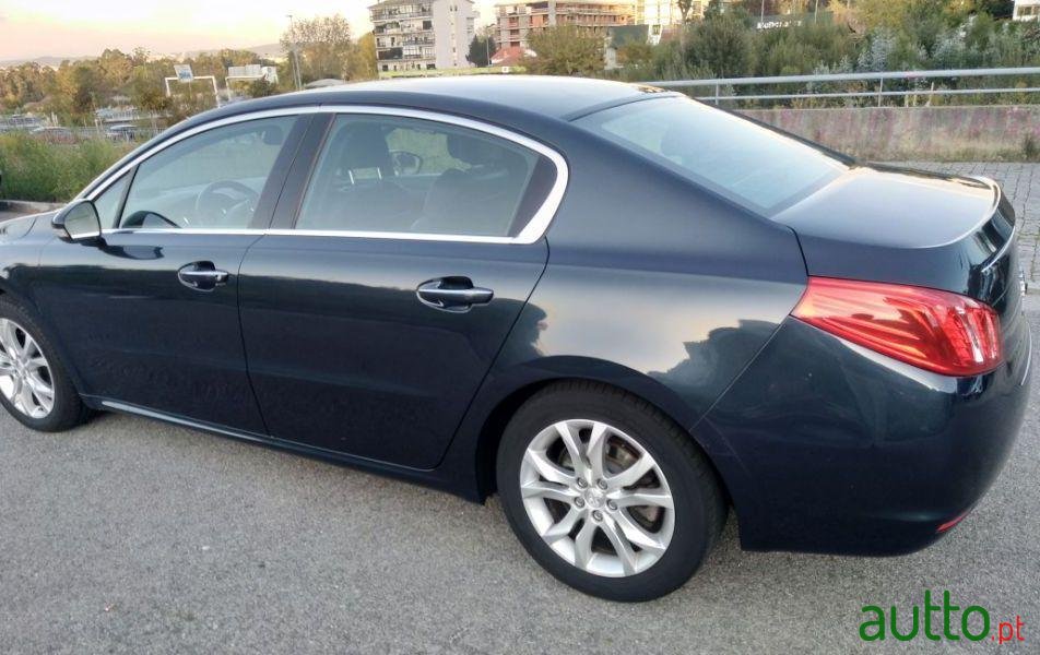 2013' Peugeot 505 photo #1