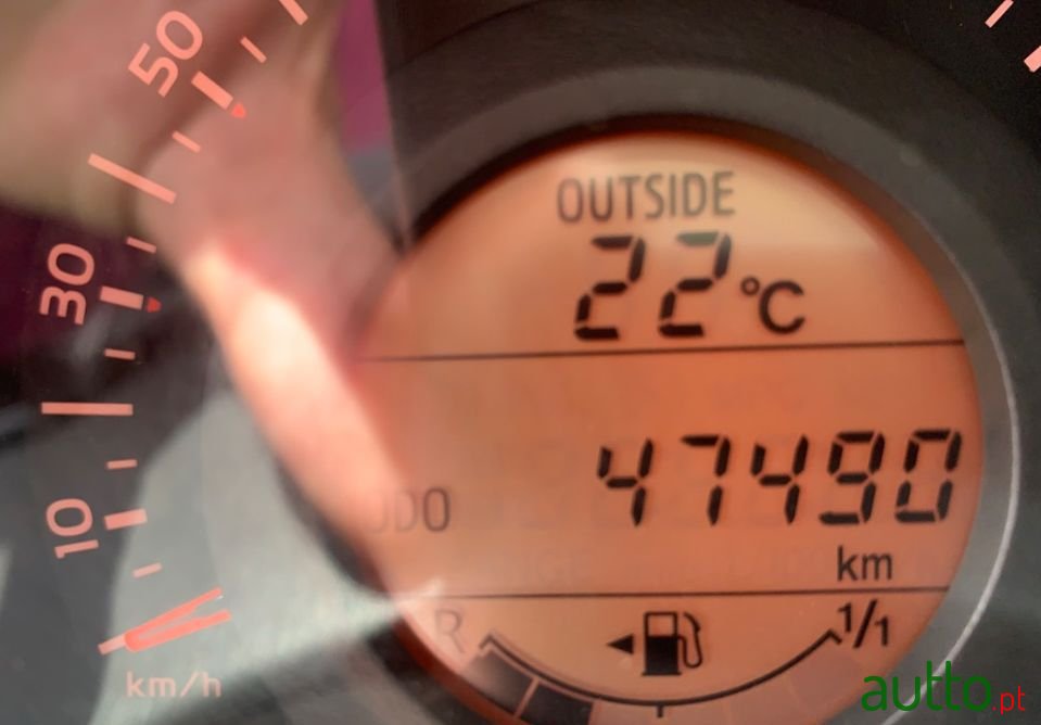 2014' Peugeot 108 photo #3