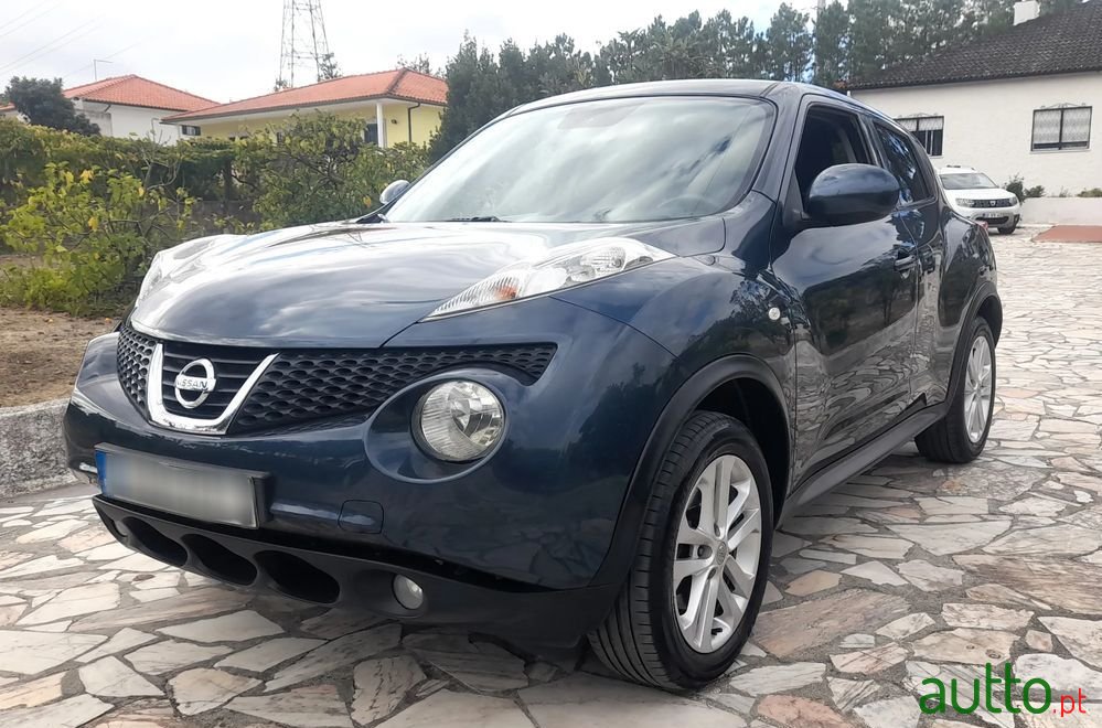 2011' Nissan Juke photo #2