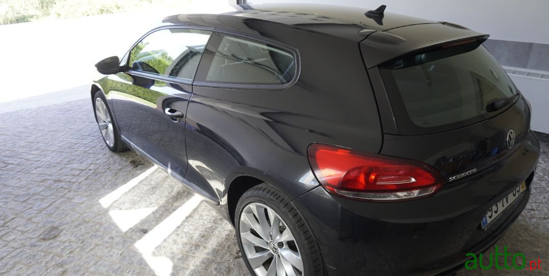 2010' Volkswagen Scirocco photo #2