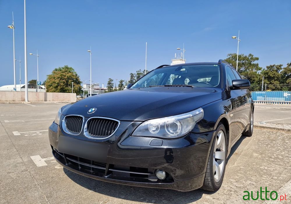 2005' BMW Série 5 Da Touring photo #2