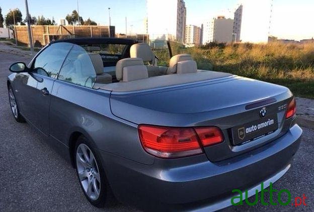 2008' BMW 330 photo #1