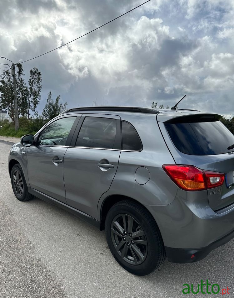 2014' Mitsubishi ASX 1.8 Di-D Intense photo #3